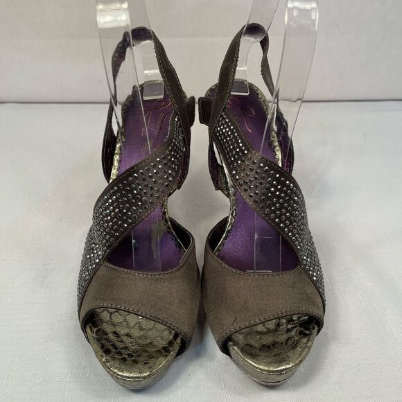 Gray Sandals 4.5” Heels with Rhinestone Detailing size 36.5 NWOT - Picture 3 of 7